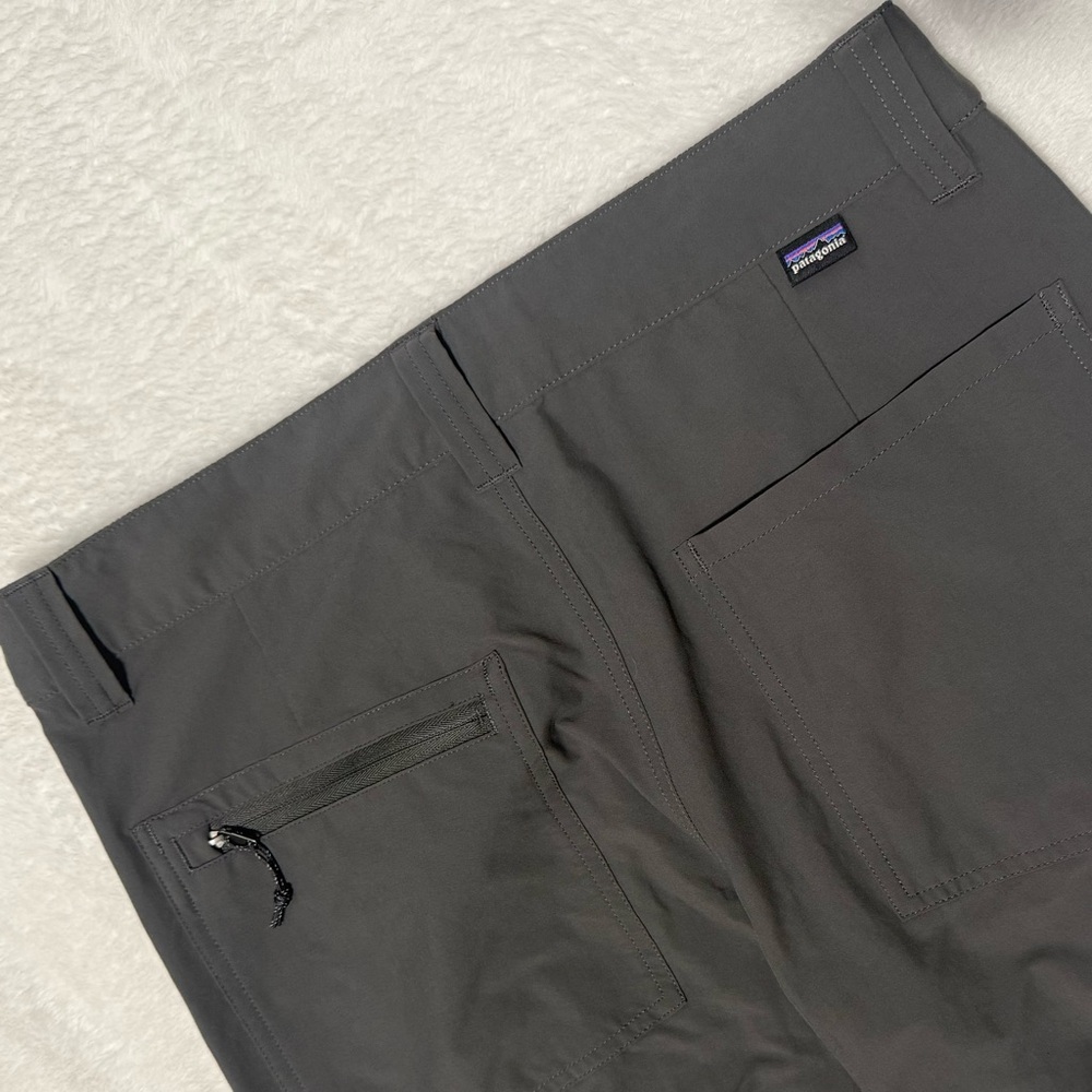 Patagonia Worn Wear Hiking Pants
Forge Grey - Picture 4 of 11